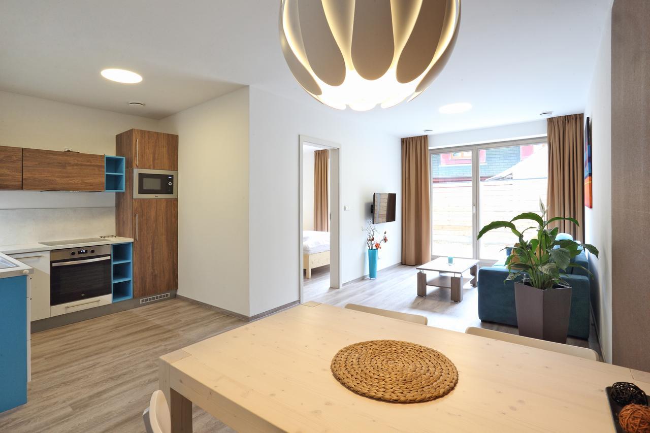 ליברץ Apartmany Terasy Cafe מראה חיצוני תמונה