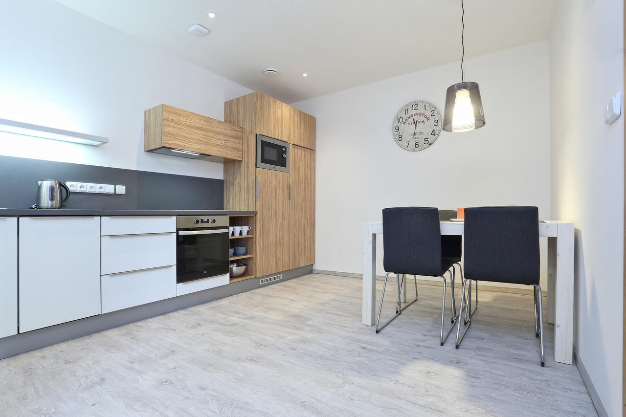 ליברץ Apartmany Terasy Cafe מראה חיצוני תמונה