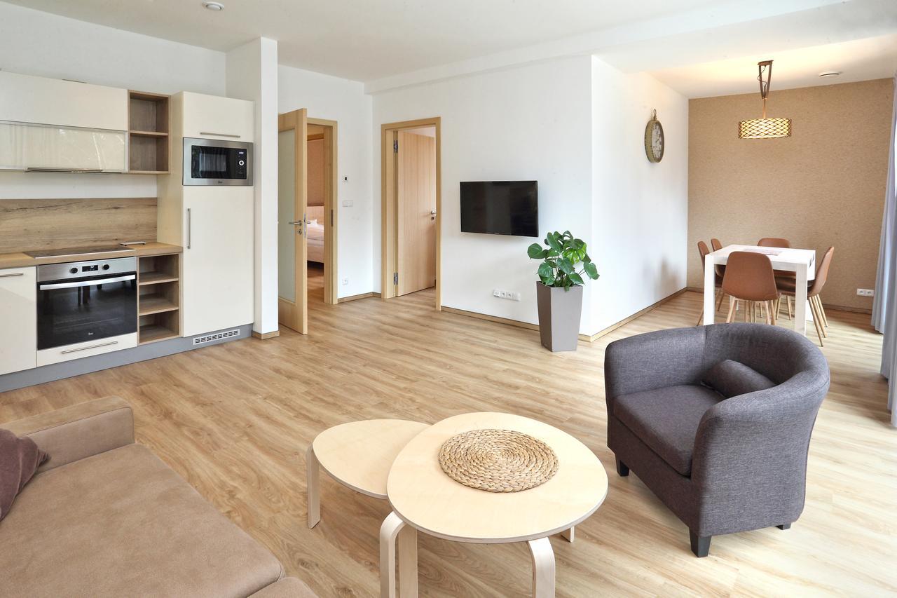 ליברץ Apartmany Terasy Cafe מראה חיצוני תמונה