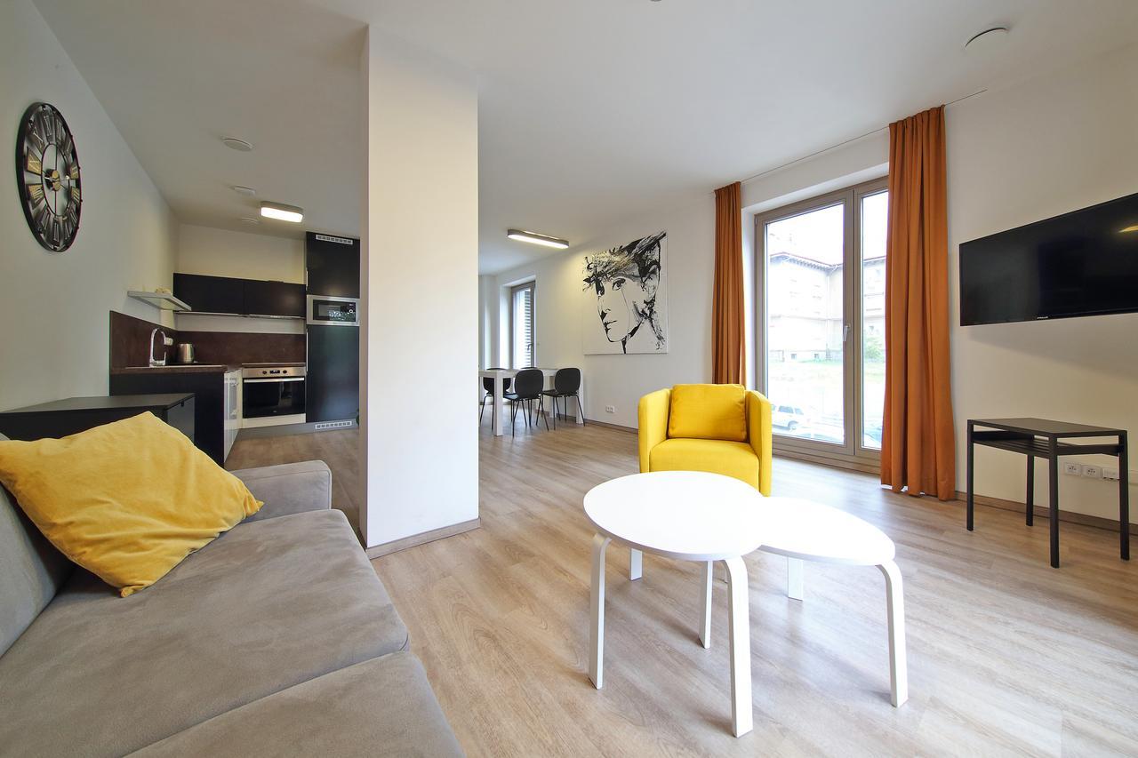 ליברץ Apartmany Terasy Cafe מראה חיצוני תמונה