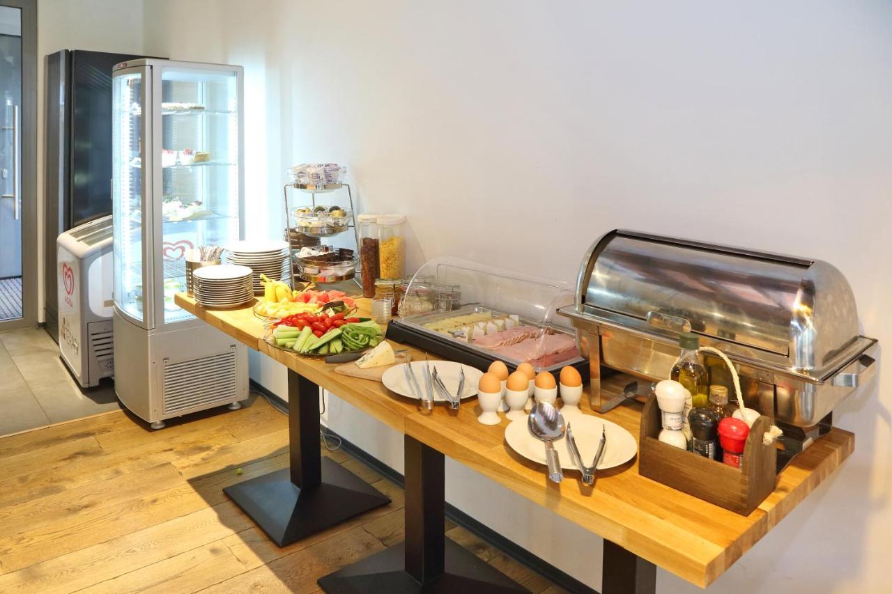 ליברץ Apartmany Terasy Cafe מראה חיצוני תמונה